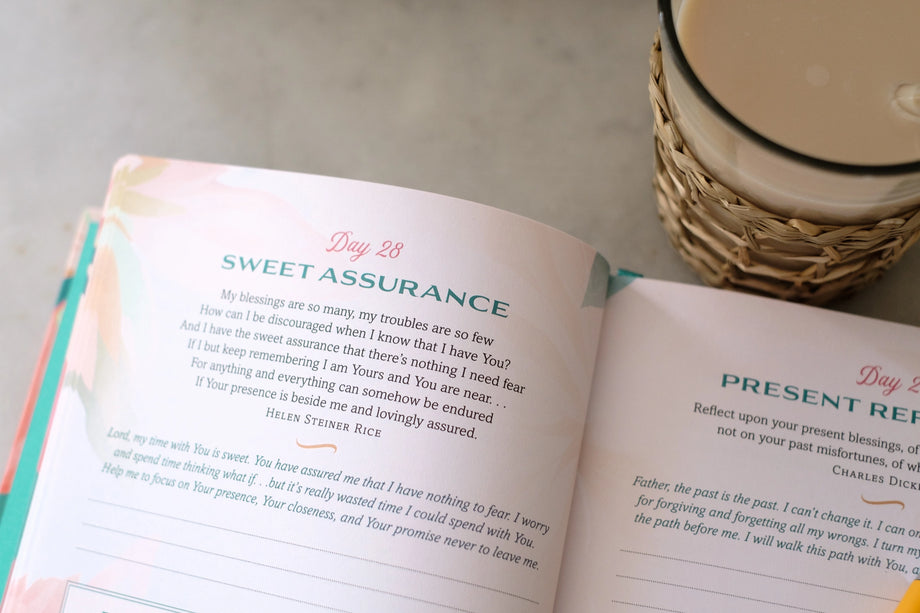 A Year of God's Goodness: A Prayer & Praise Tracker For Women